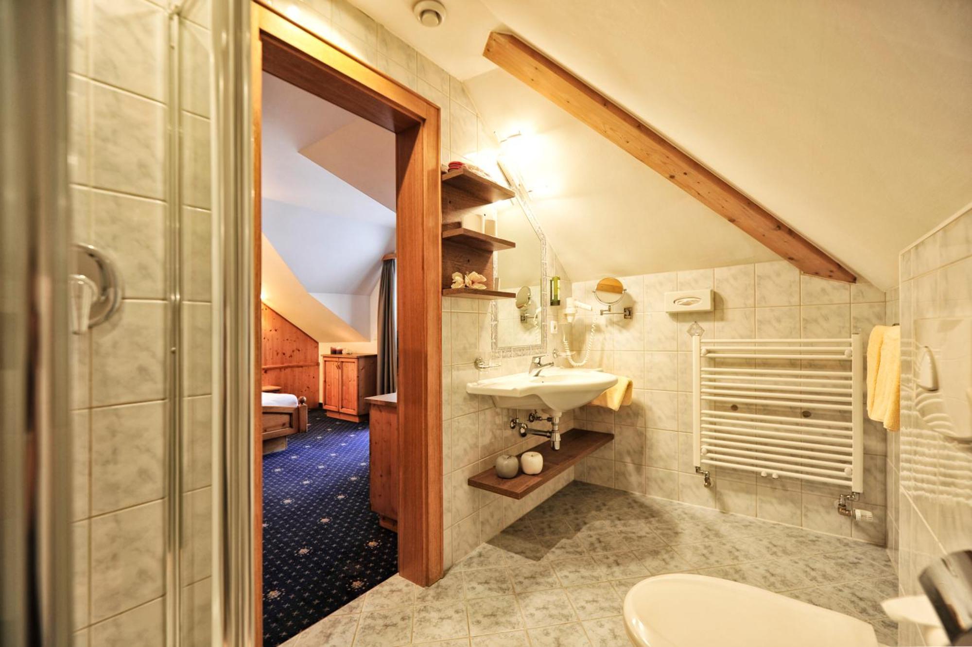 Hotel Garni Bellevue Ischgl Exteriör bild