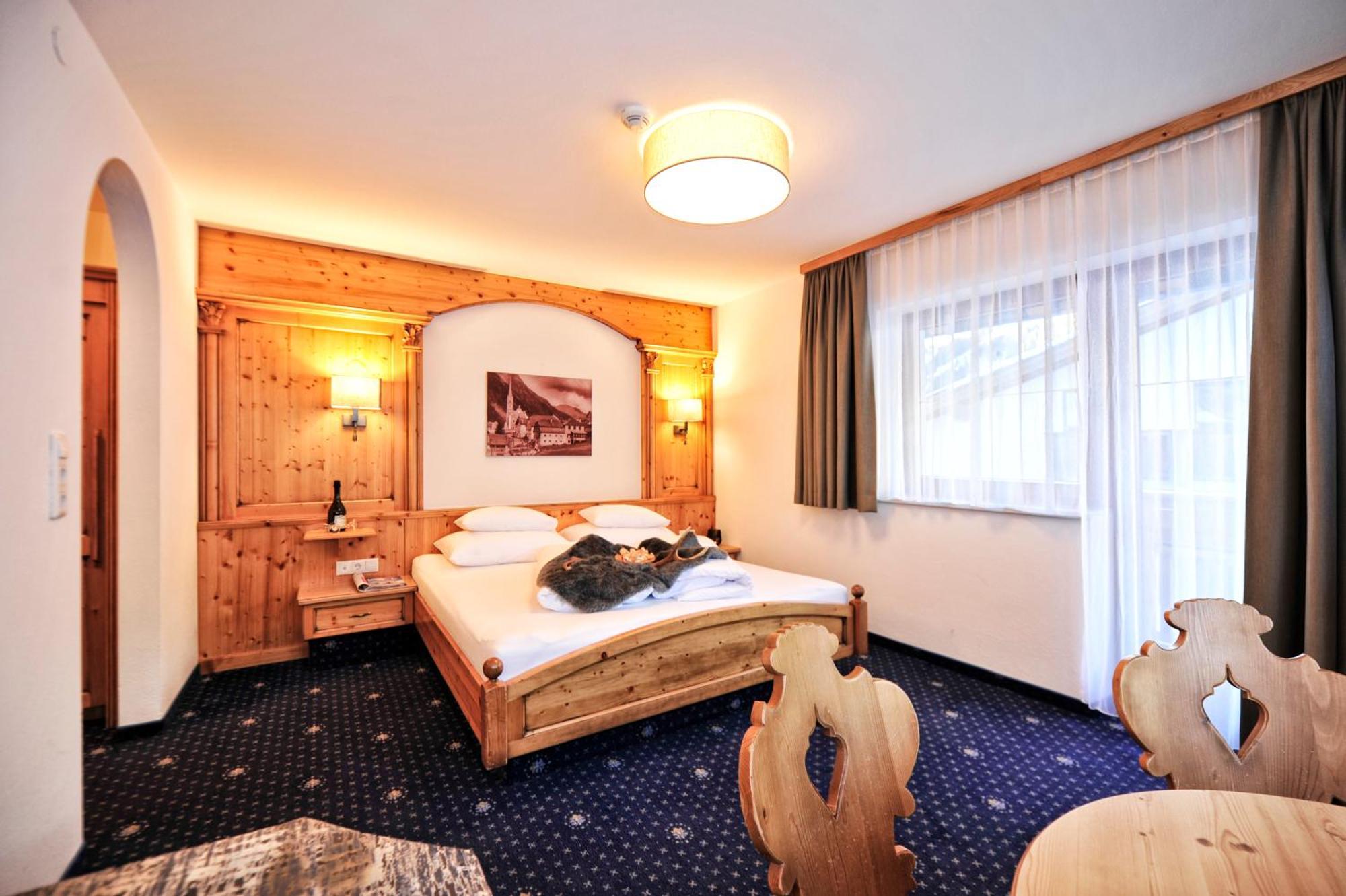 Hotel Garni Bellevue Ischgl Exteriör bild