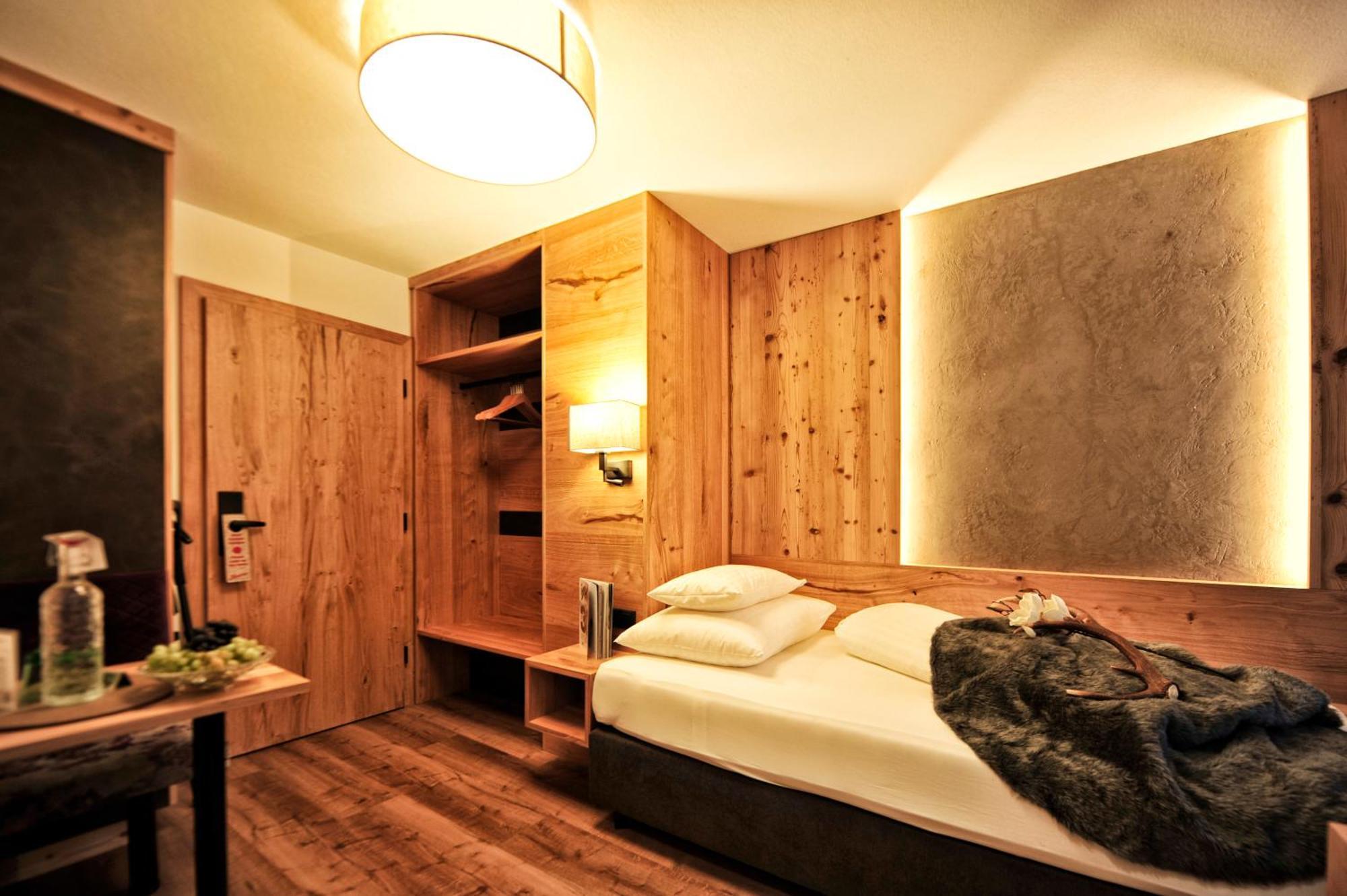 Hotel Garni Bellevue Ischgl Exteriör bild