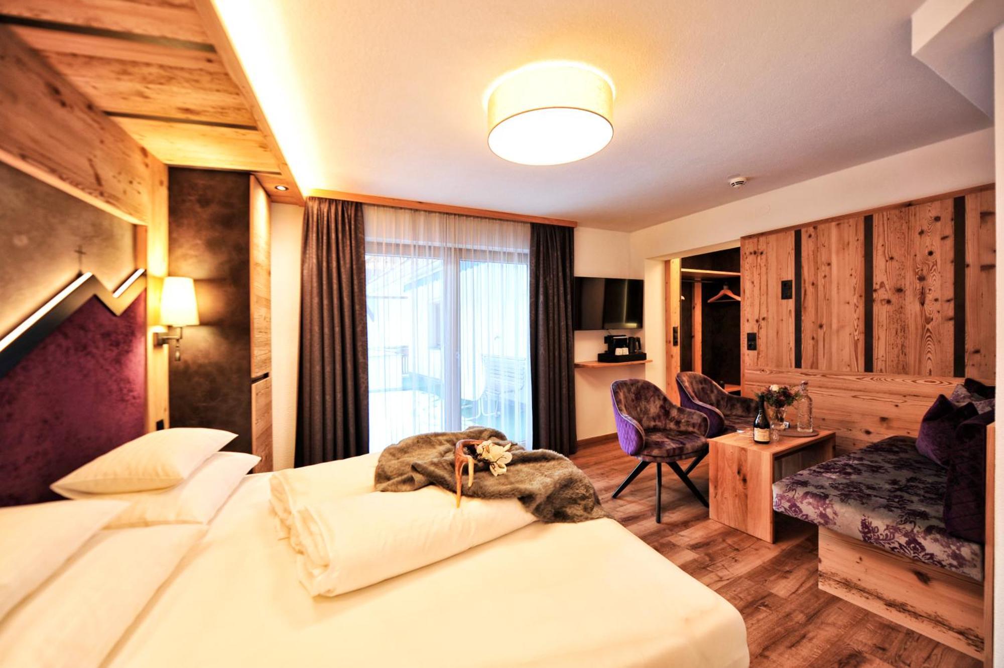 Hotel Garni Bellevue Ischgl Exteriör bild