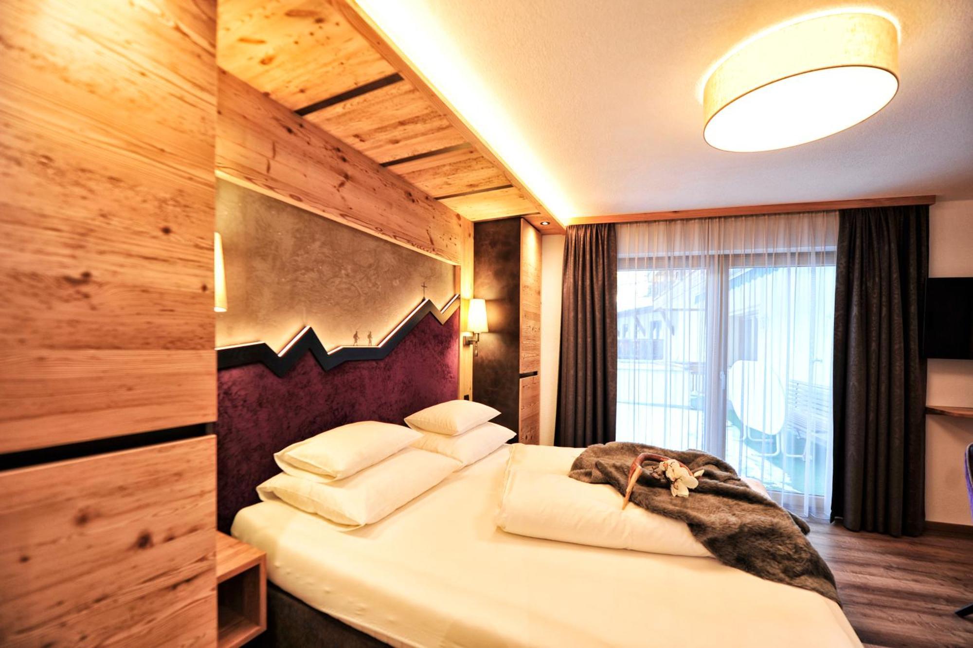 Hotel Garni Bellevue Ischgl Exteriör bild